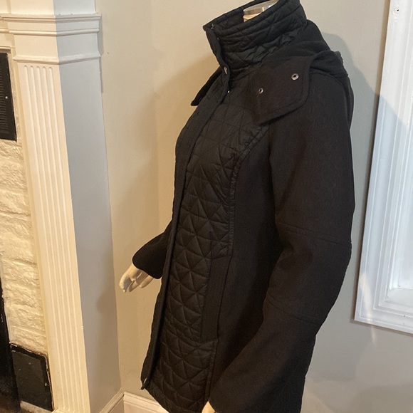 Andrew Marc coat - Picture 4 of 10